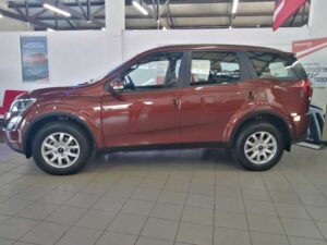 CMH Mahindra - Mahindra XUV 500