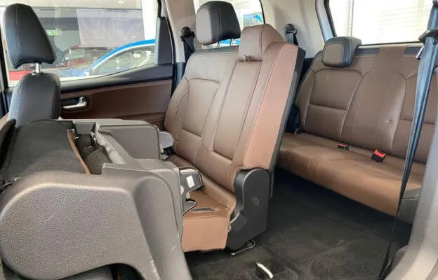 new-model-mahindra-scorpio-n-interior-backseat
